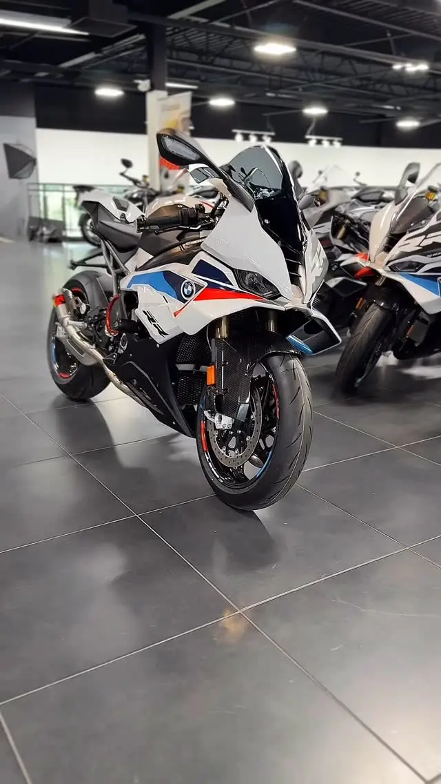 An epic montage for S1000RR lovers - prepare to be amazed! #bmwmotorrad #makelifearide #bikelife #s1000rr #s1krr #s1krr_lovers #s1krrrider