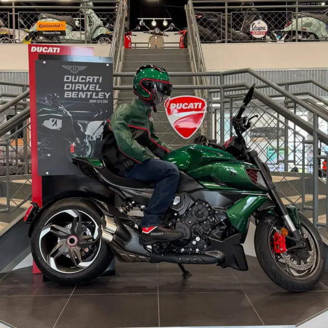 Luxury, exclusivity, and refinement come together in one exceptional piece. The Ducati Diavel Bentley edition embodies this and more. This distinctive and extremely rare bike is available FOR SALE, reserved for connoisseurs of the finer things in life. Are you ready to experience it? #ducati #ducatigram #ducatilife #ducatilove #ducatista #ducatidiavel #diavelbentley #bikelifestyle #bikelife