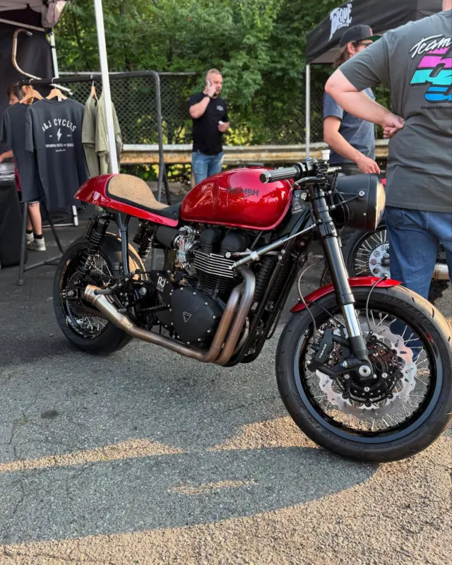 Honored to be part of such an amazing event and connect with fellow motorcycle enthusiasts. Another year at Rutt’s Ripper Old Bike Night #vintagebikes #oldbikes #ruttsripperoldbikenight #crosscountrycycle
