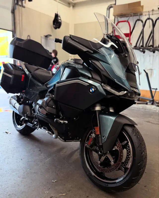 The wait is over!! The new BMW R 1300 RT has arrived 😍#bmw #bmwusa #bmwmotosports #bmwmotorrad #r1300rt #crosscountrycycle